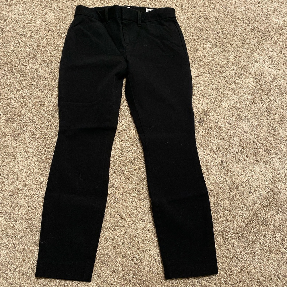 Classic Black Gap Women's size 00P skinny ankle 23” inseam pants
